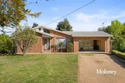 21 ARMOUR ST, Corowa