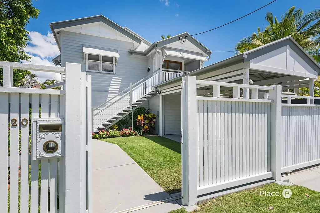 Bulimba 4chambre Timeless 1930s Queenslander Charm with a Modern Twist
