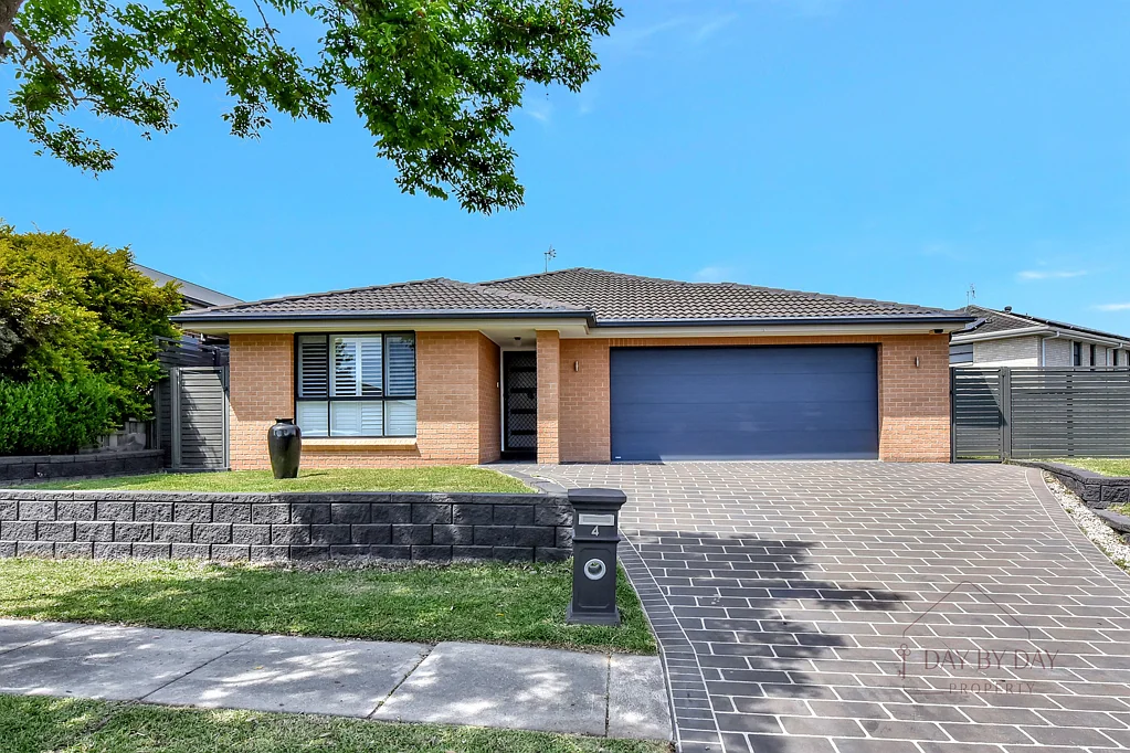 4 Northview Street, Fletcher, NSW 2287
