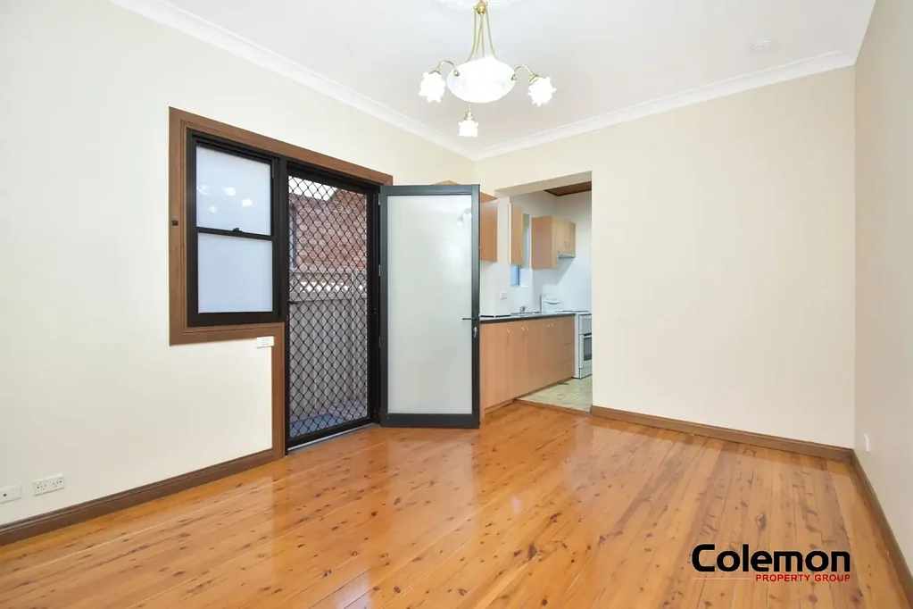 Immaculate Unit in Stunning Location