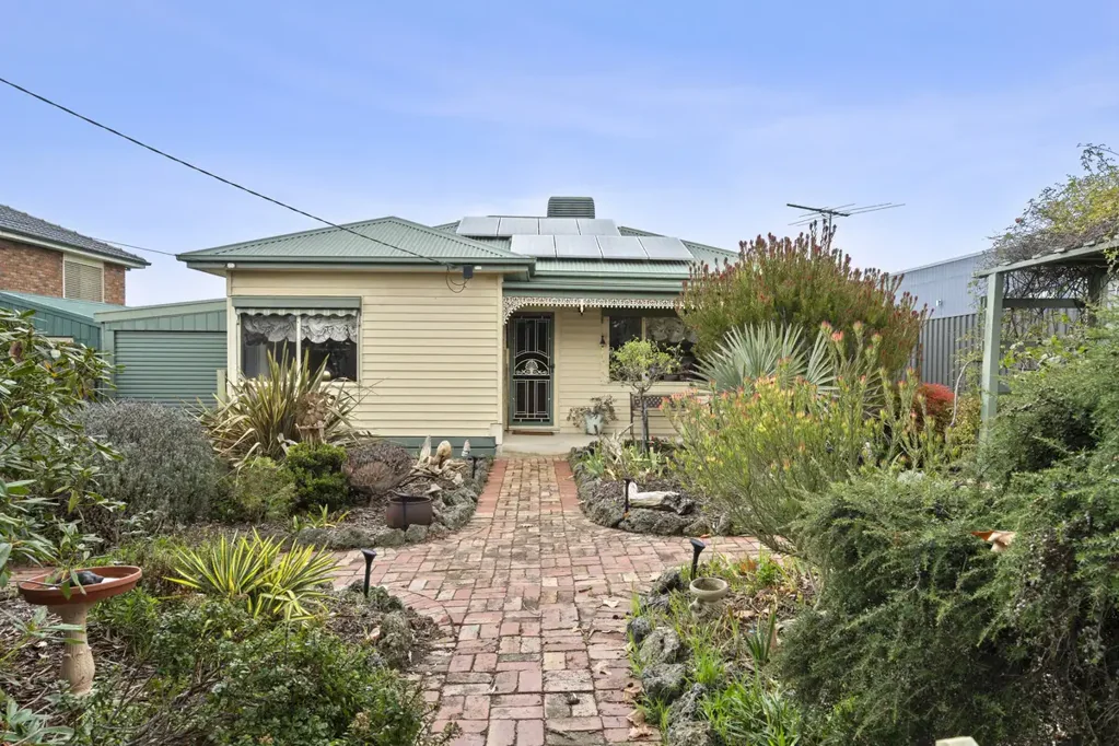 100 Stevens Street, Portarlington, VIC 3223