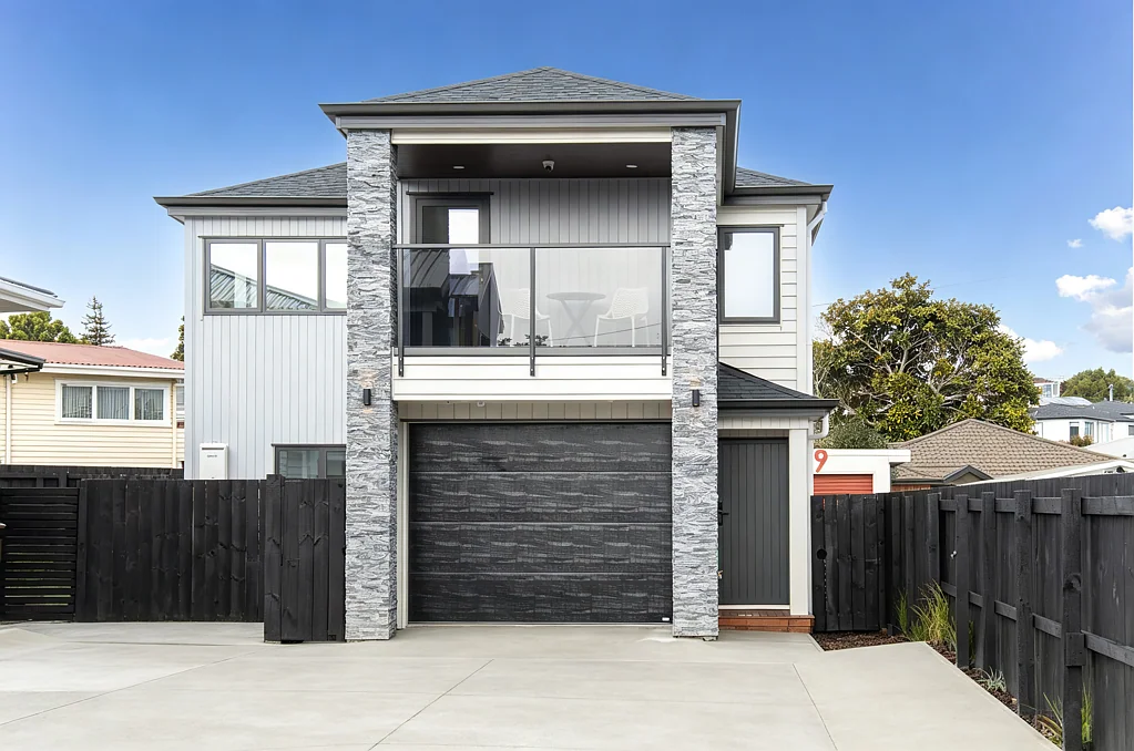 Blockhouse Bay 4 Bedroom Family Living in Blockhouse Bay