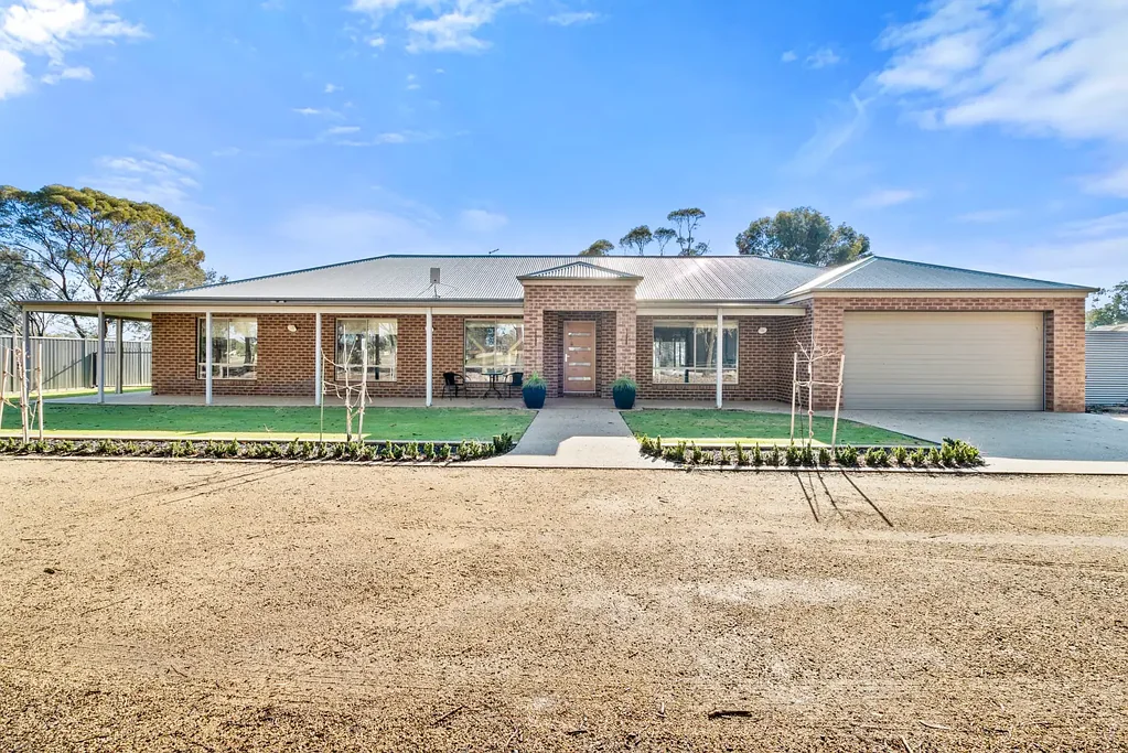Numurkah 4房  YOUR DREAM HOME AWAITS