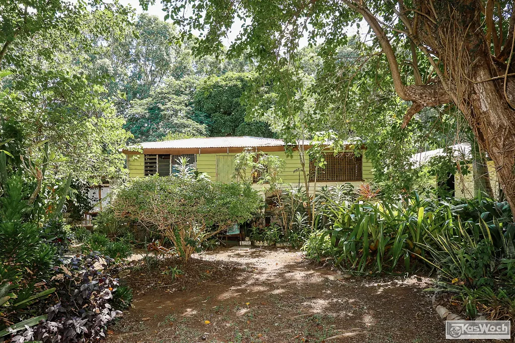 Berserker 2ห้องนอน PRIME BERSERKER LOCATION  - LOW SET  WEATHERBOARD DWELLING - 5 LOTS WITH A TOTAL LAND AREA OF 2624m2