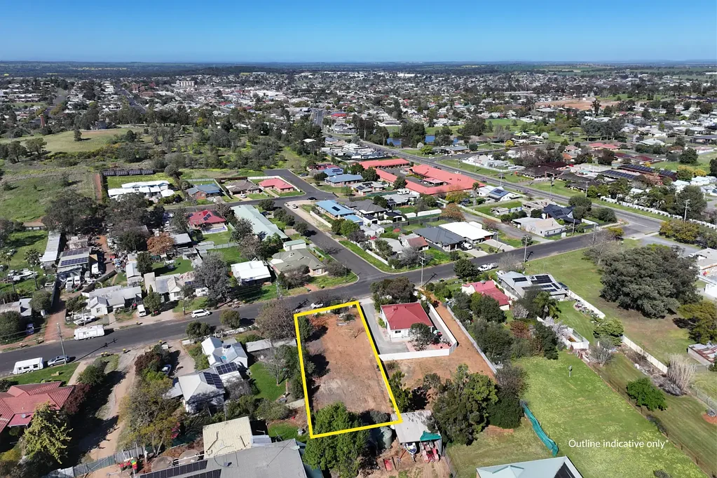 Parkes Build Your Future at 8 Webb Street