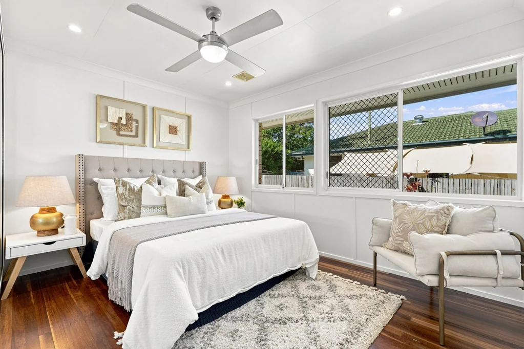 Redcliffe 3Kwarto Savour the seaside lifestyle! Updated home in Redcliffe’s heart.