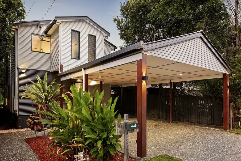 Brighton 4ਬੈੱਡਰੂਮ Private Modern Family Sanctuary with Lush Outlook!