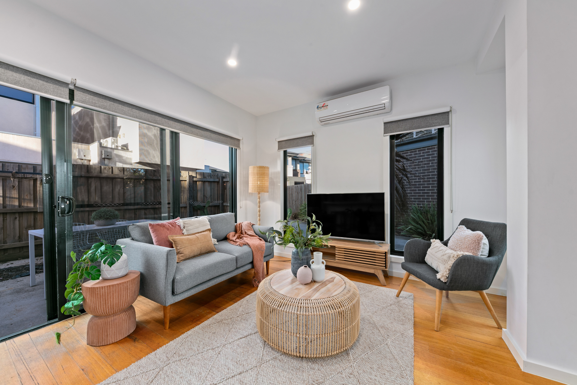 UNIT 2 15 HOLLAND CT, MAIDSTONE VIC 3012, 0 phòng ngủ, 0 phòng tắm, Townhouse