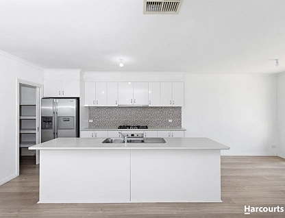 190 Craigieburn Road, Craigieburn, North Melbourne, 3 phòng ngủ, 2 phòng tắm, House
