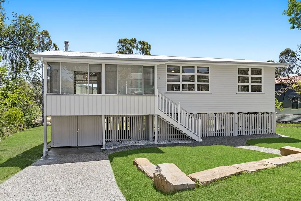 Killarney 3 Slaapkamer Stylish Timber Home with Modern Finishes