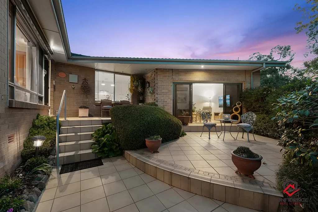 7 Blake Place, Mawson, ACT 2607