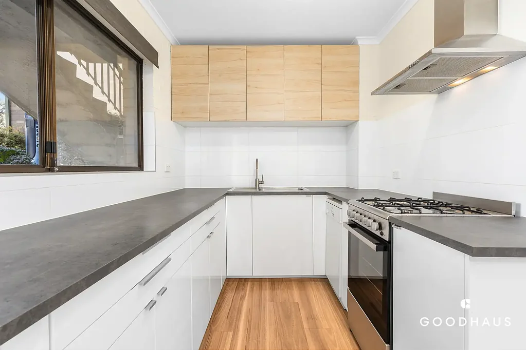 Conveniently located two-bedroom apartment