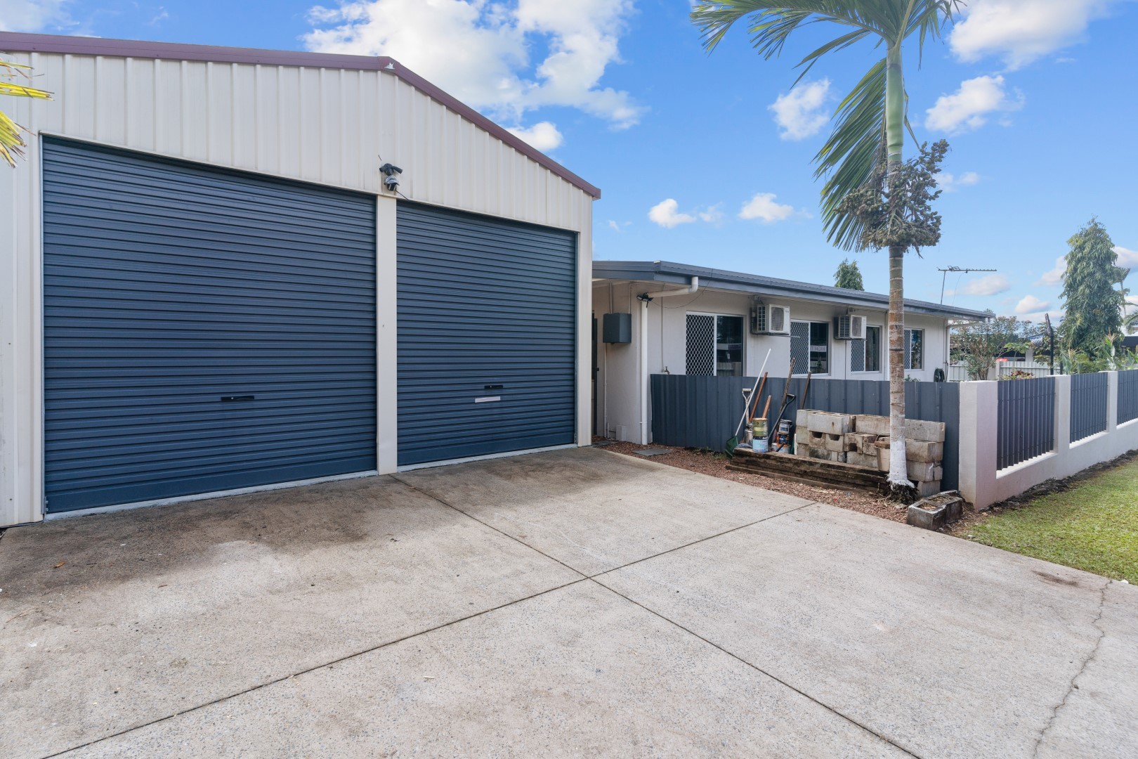 9 CARNATION DR, MOOROOBOOL QLD 4870, 0 chambres, 0 salles de bain, House