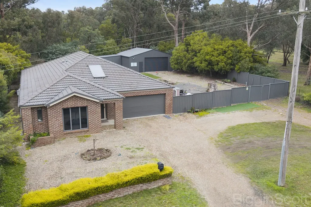 Creswick 4房  Spacious 4-Bed Family Home with Double Garage in Creswick