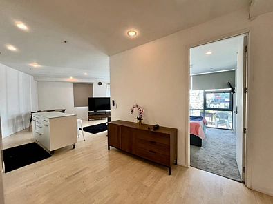 Modern Central Apartment