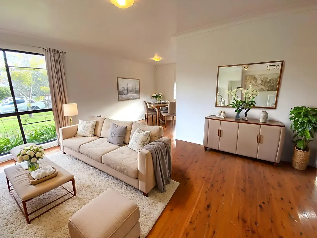 Walk to School, Drive to the M4 - Move in Ready Perfect Blacktown Family Home