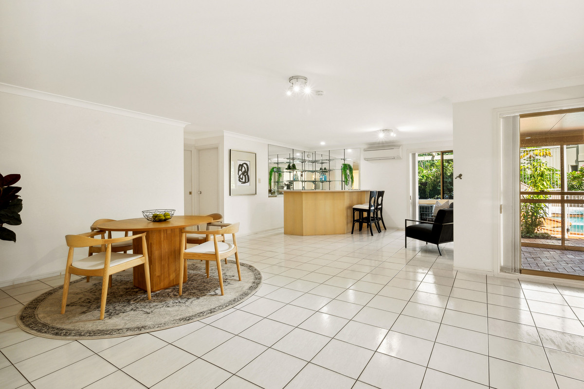 209 MOUNT OMMANEY DR, MOUNT OMMANEY QLD 4074, 0房, 0浴, House