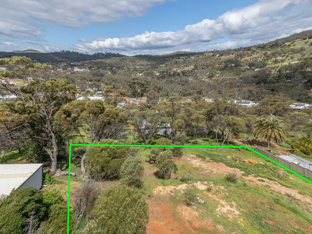 Toodyay  Feel like a tree change. (VACANT LAND)