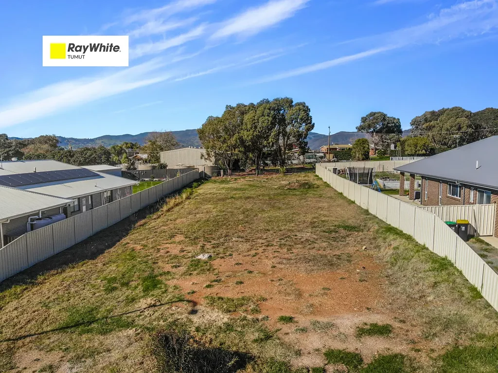 Tumut Auction