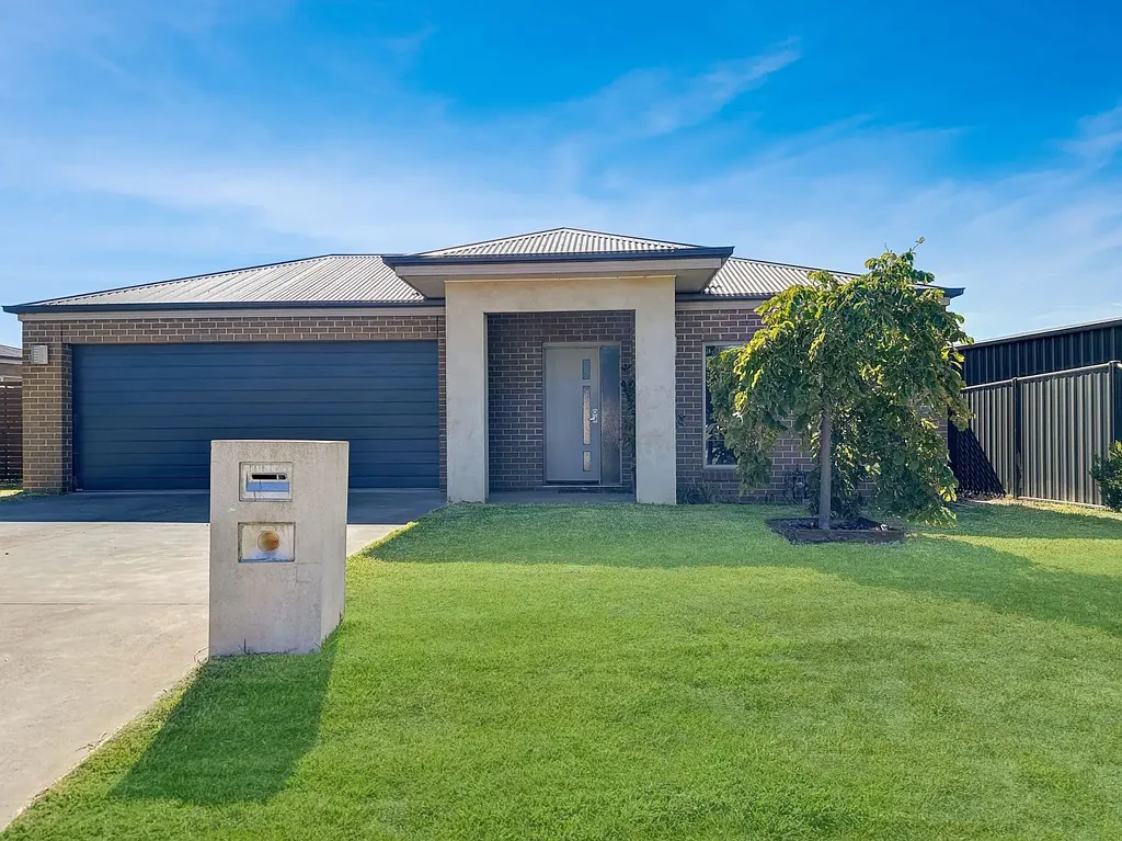20 Whirrakee Drive, Maryborough, VIC 3465