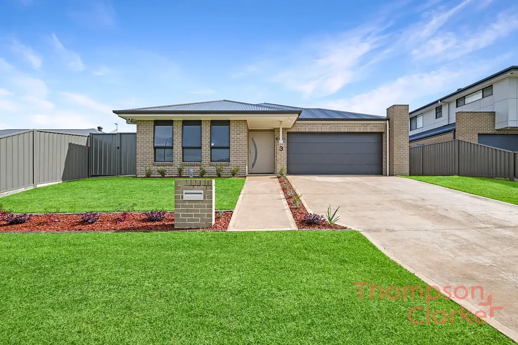 3 Lois Close, Heddon Greta, NSW 2321