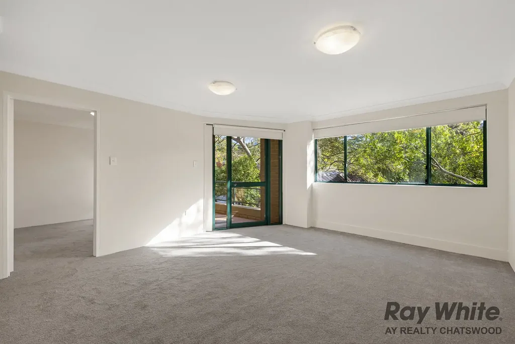Bright & Spacious One Bedroom Unit