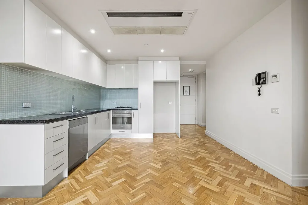 Doncaster 2 Slaapkamer LUXURIOUS MODERN LIVING AT 404/91-93 TRAM ROAD, DONCASTER