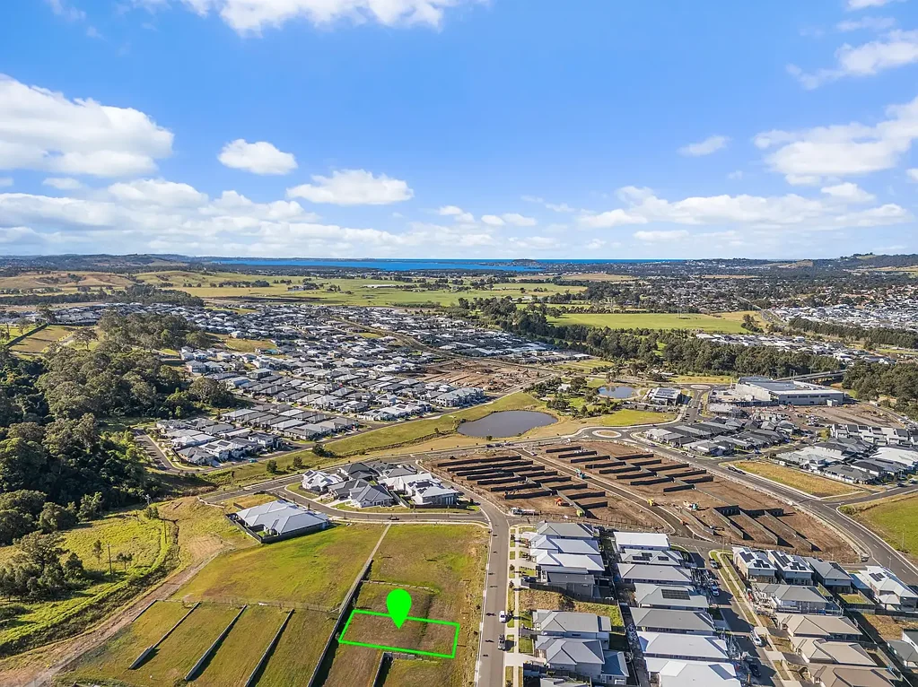 24 Bristlebird Drive, Calderwood, NSW 2527