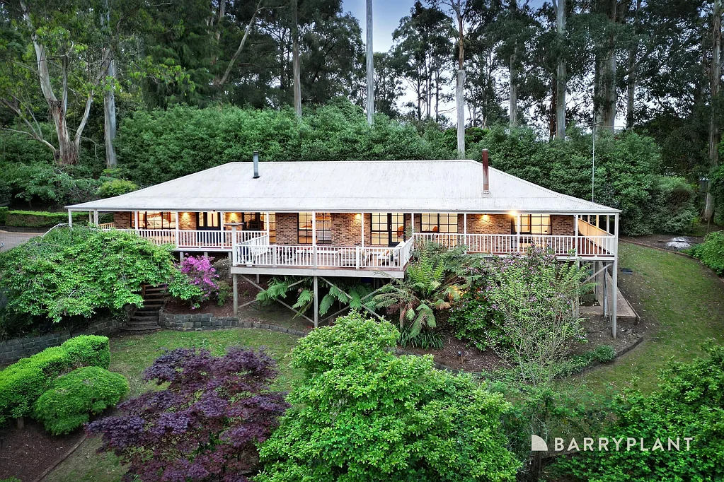 4 Mountain Avenue, Emerald, VIC 3782