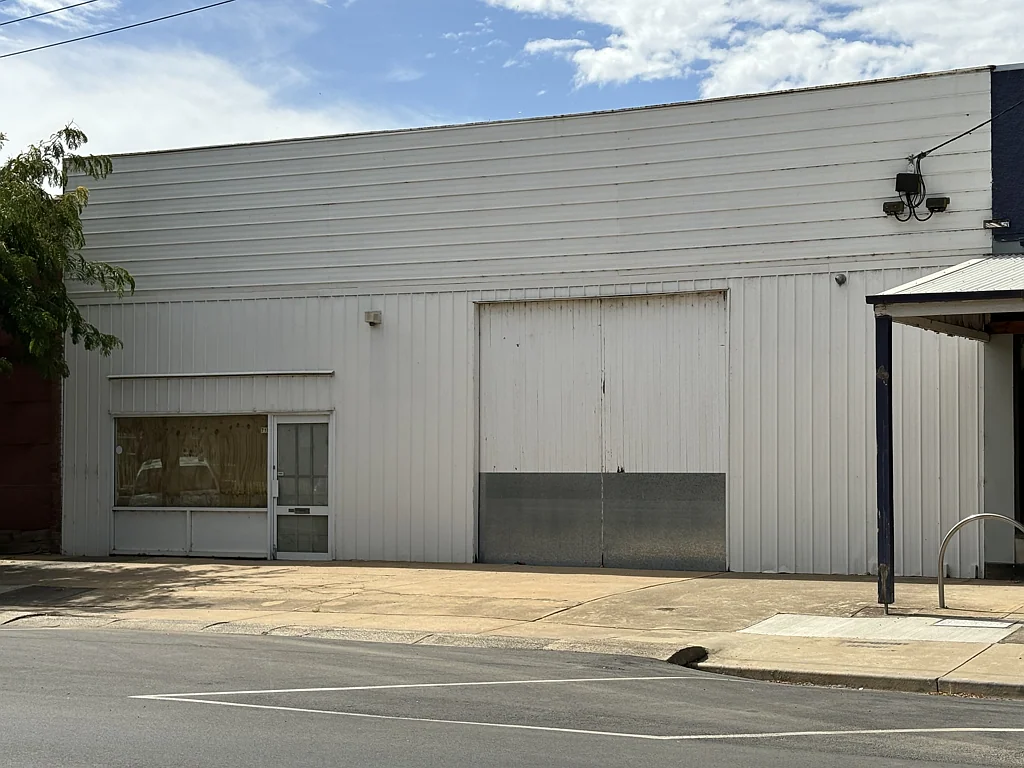 Rochester SHOP FRONT/WORKSHOP/ MECHANICAL