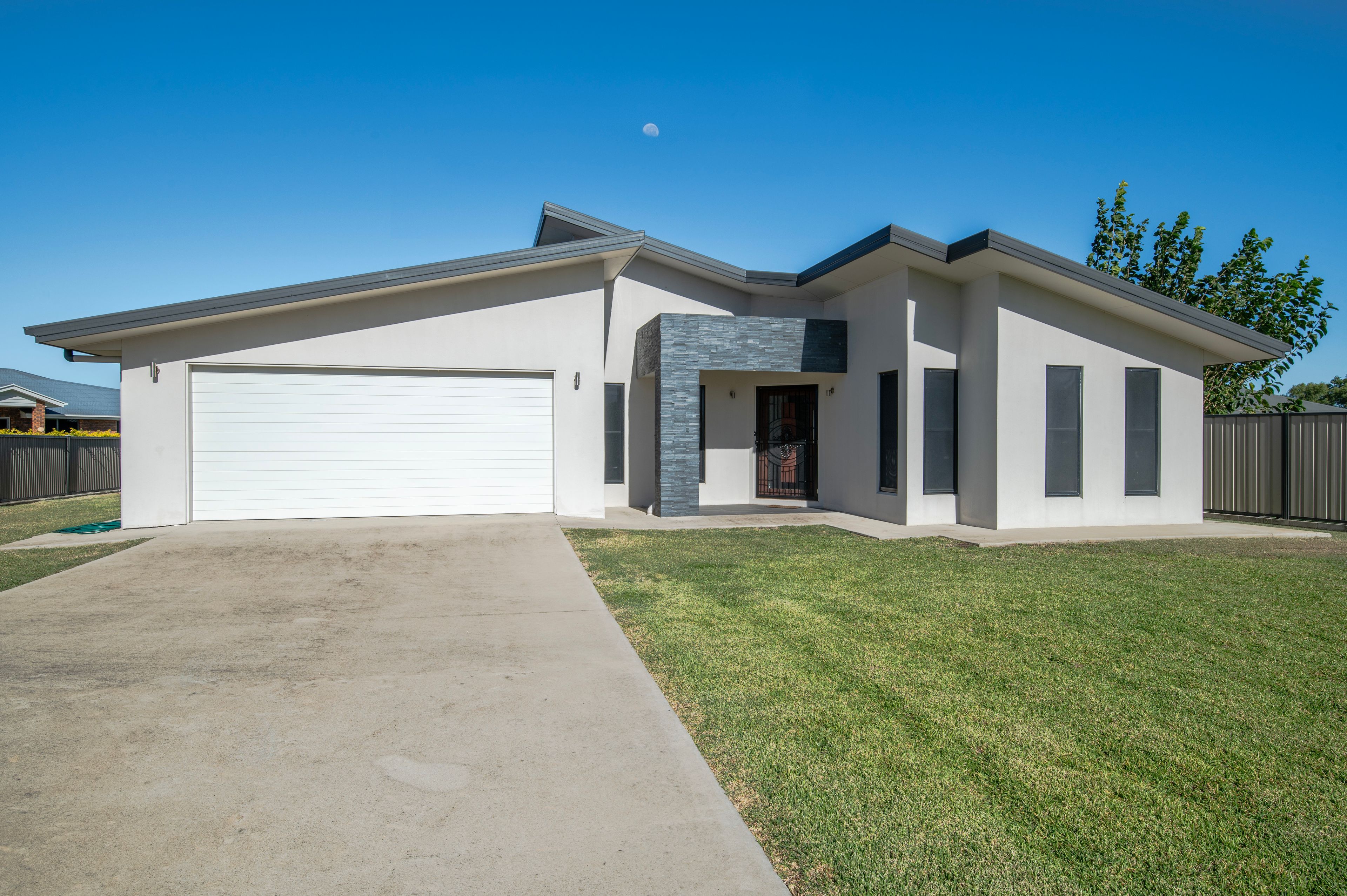 15 EARLSFIELD ST, BILOELA QLD 4715, 0部屋, 0バスルーム, House