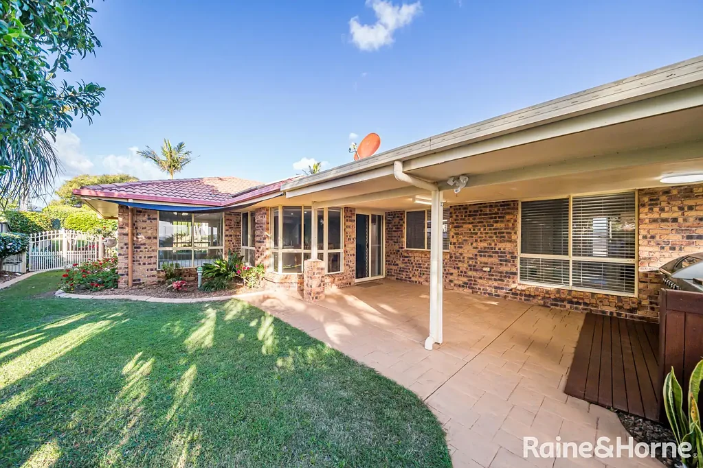 Kingaroy 4chambre Spacious Home in Exclusive Estate