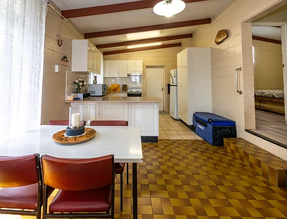 1 & 2/148 Walker Street, Svensson Heights, Wide Bay, 6 રૂમ, 2 બાથરૂમ, Apartment