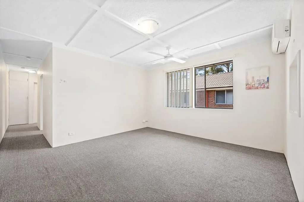 Spacious Apartment in great location!