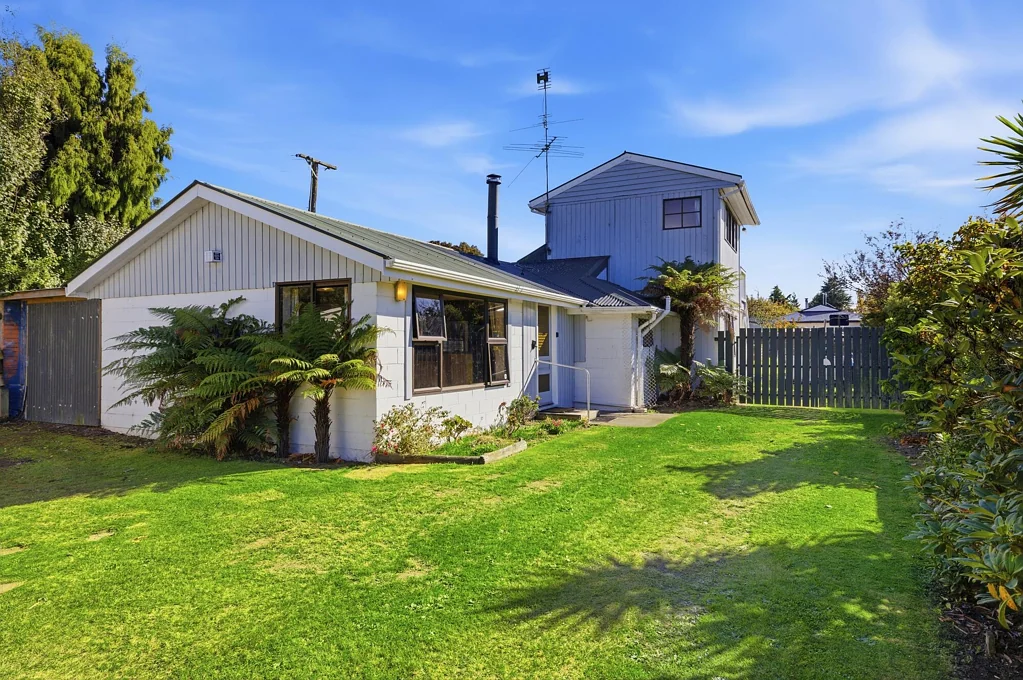 Waikuku Beach 2房  Ideal Starter Home or Smart Investment