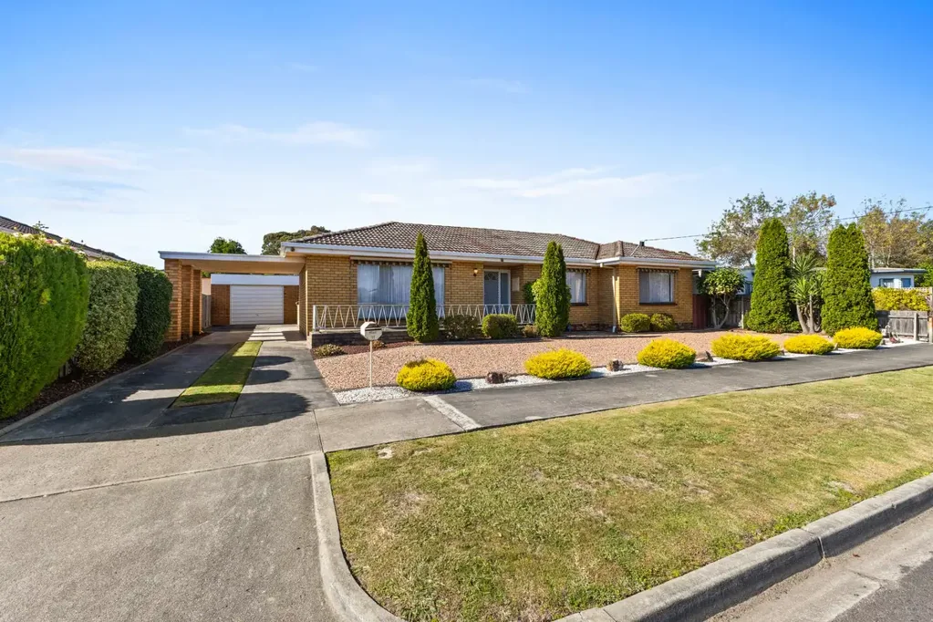 Traralgon 3침실 Packed with Potential in a Quiet Court Location