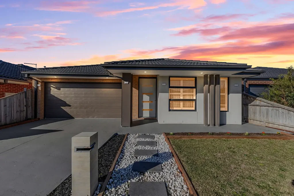 52 Poe Circuit, Officer, VIC 3809