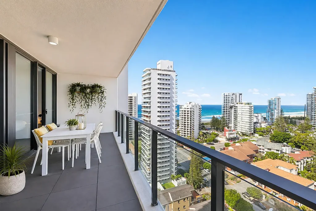 Broadbeach 2ห้องนอน Coastal Living with exceptional Investment Appeal-designed for owner-Occupiers and investors alike in the Heart of Broadbeach