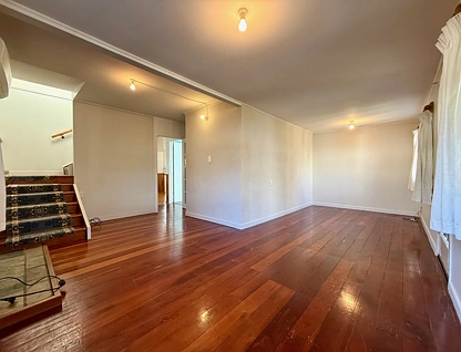 30 Wallis Street, Raglan, Waikato, 3 ਕਮਰੇ, 2 ਬਾਥਰੂਮ, House