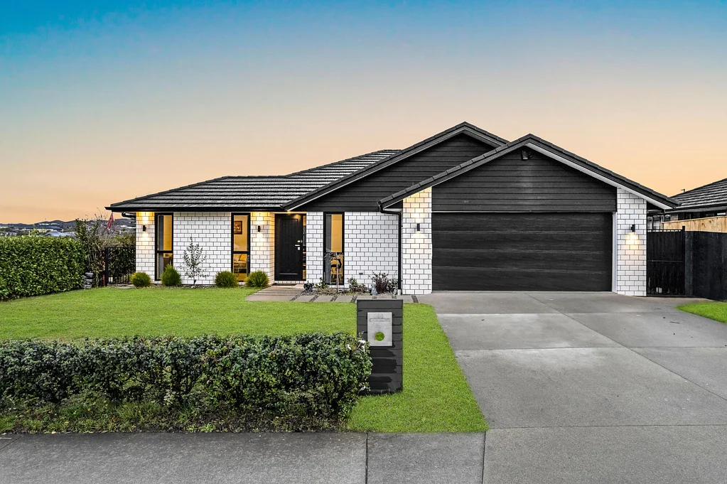 Pōkeno 4બેડરૂમ PRIVATE, PEACEFUL & PERFECT FOR ENTERTAINING!