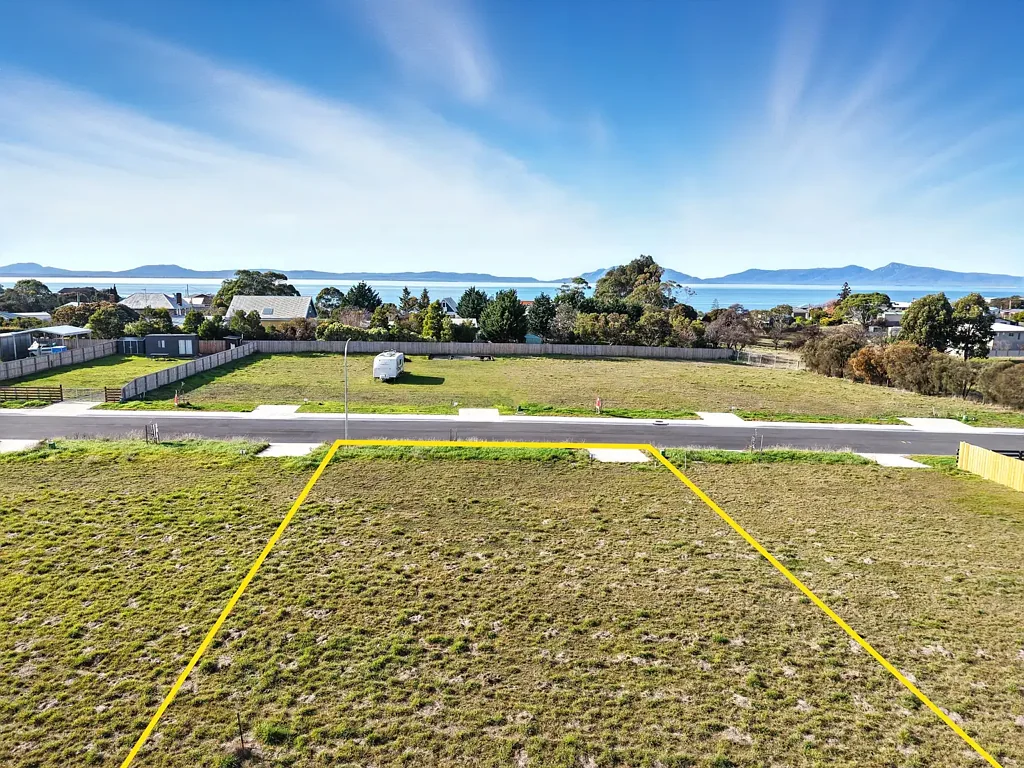 Swansea Secure this prime block for coastal getaways - Or utilise the DA approval and build 3 properties here