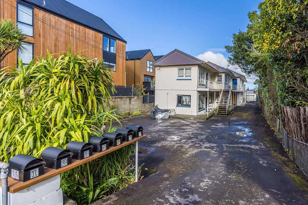 Mount Eden 1Zimmer Add Value Opportunity - Mt Eden DGZ