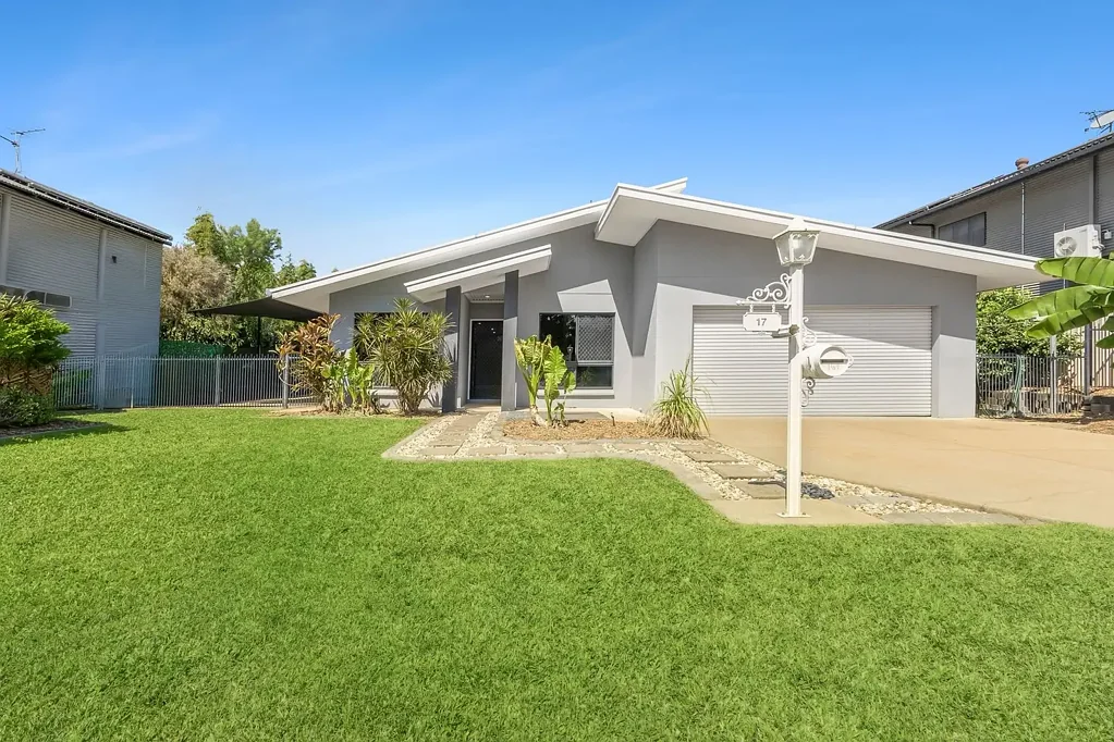 Farrar 4ਬੈੱਡਰੂਮ A home that combines lifestyle, location and family comfort!