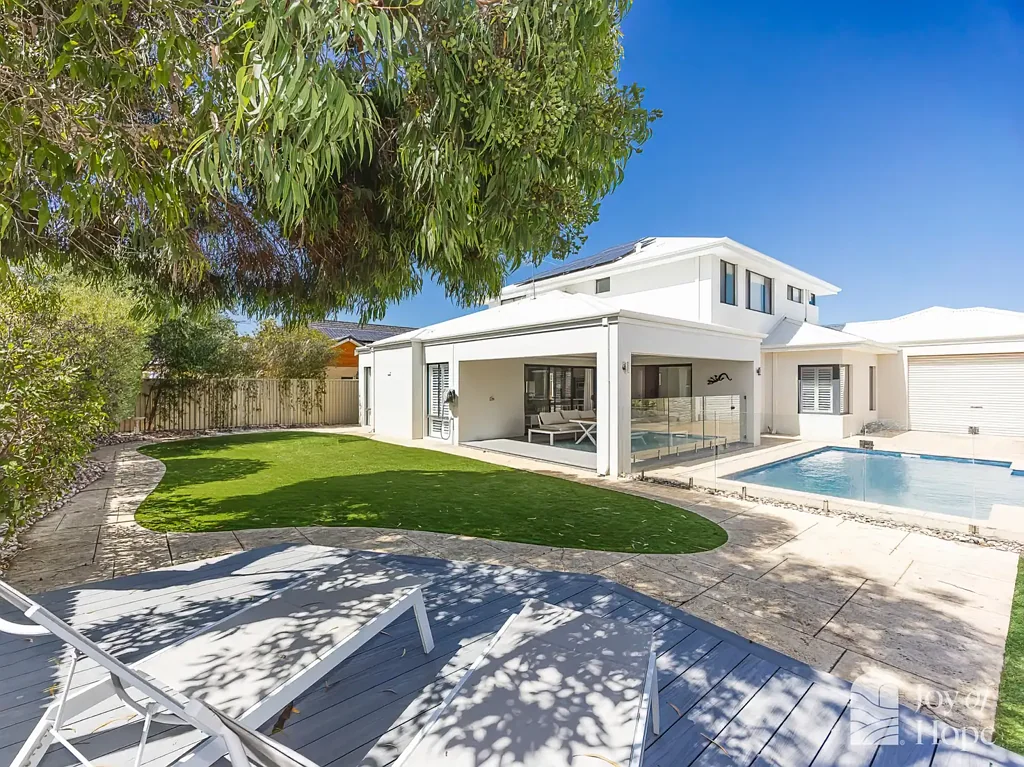 Burns Beach 4房  Spacious Coastal Living