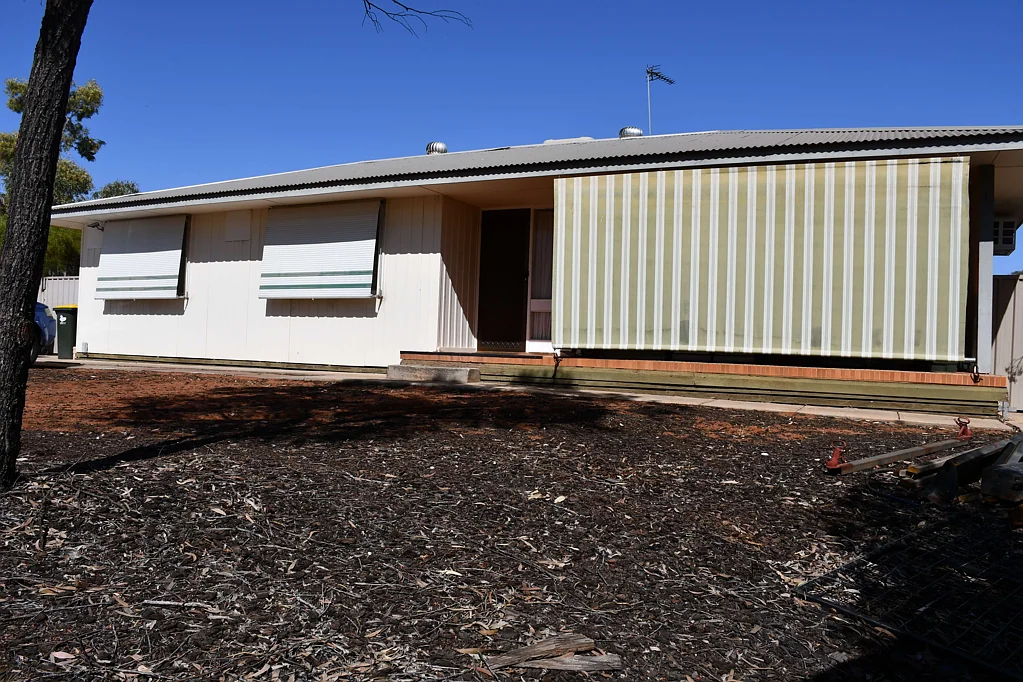 Roxby Downs 3ਬੈੱਡਰੂਮ Endless Potential on a Generous Block!