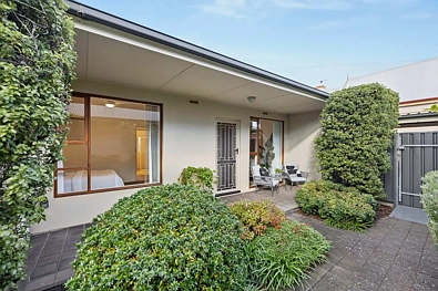 Glenelg South 2chambre Beachside Living Just Footsteps from the Esplanade