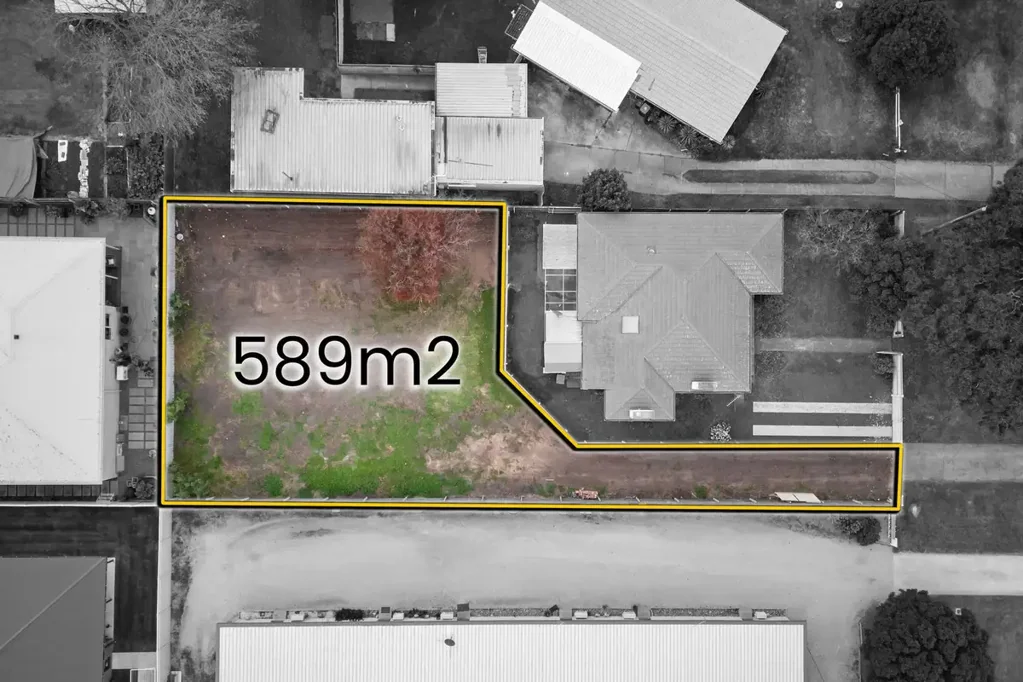 Sale Well Orientated block in blue chip location