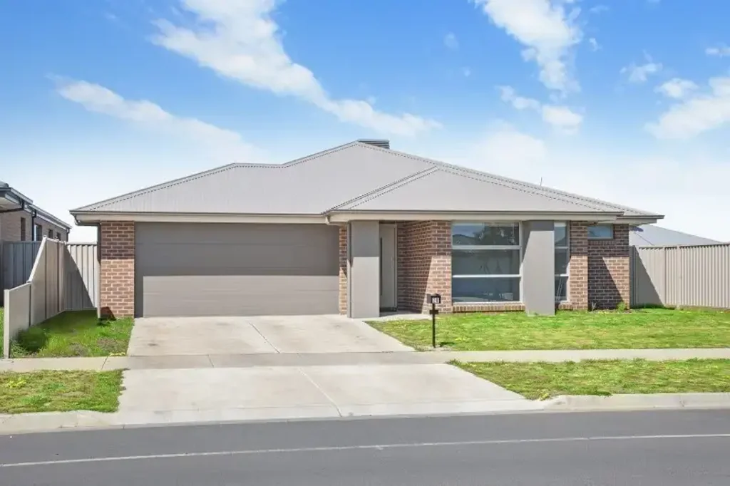 The perfect nest on Spoonbill Avenue