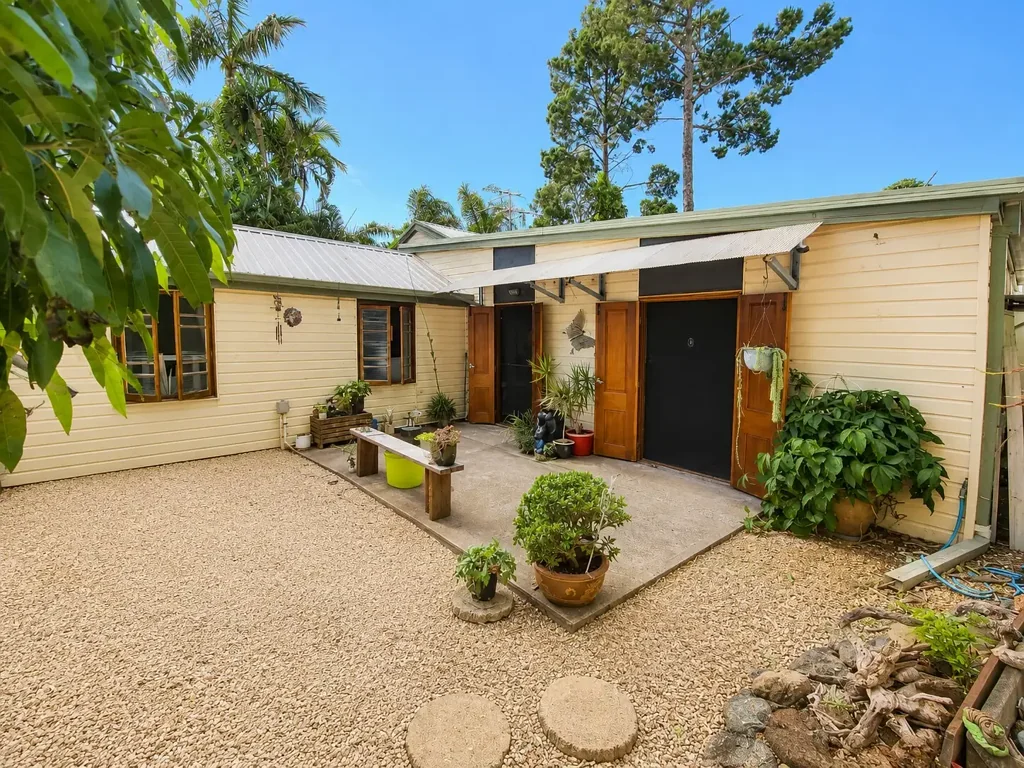 Macleay Island 3ห้องนอน Spacious 3 Bedroom. Family Retreat on a Rare Double Block