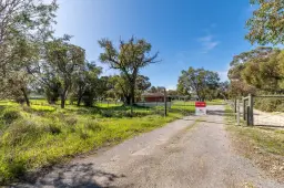 822 Eighty Road, Baldivis